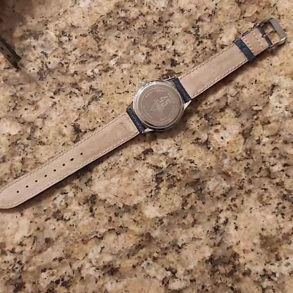 Fossil Watch - Picture 5 of 5